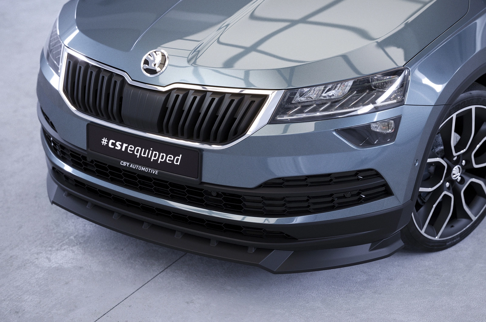 Voorspoiler passend voor Skoda Karoq 2017–heden – CSR Automotive – Glans Zwart