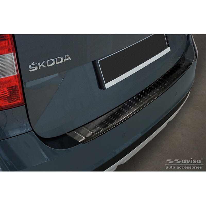 Black Stainless Steel Rear bumper protector  Skoda Yeti 4x4 Outdoor version/Adventure 2013-2015 & Facelift 2015-2017 'Ribs'