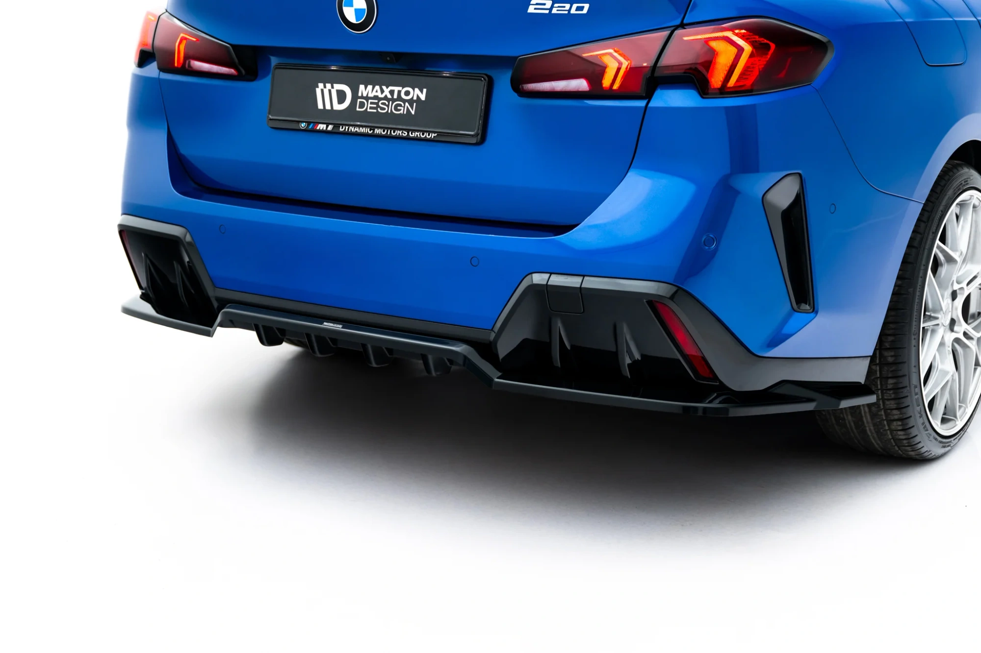 Rear Splitter with Vertical Bars BMW 2 M-Pack Gran Coupe F74 Maxton Gloss Black
