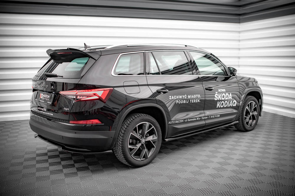 Zijskirts passend voor Skoda Kodiaq Mk Facelift sportline Maxton Design glans zwart