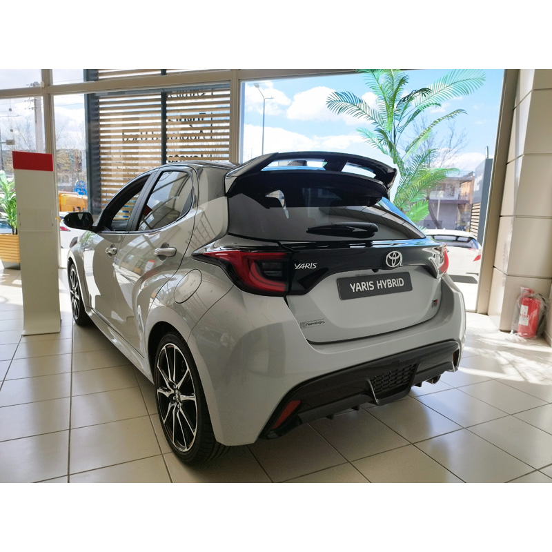 Roof spoiler  Toyota Yaris 2020- incl. GR Sport (PU)
