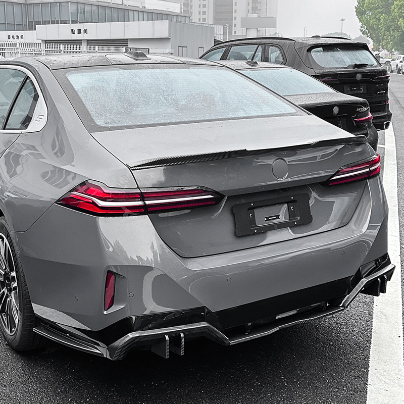 Rear spoiler  BMW 5-Series G60 Sedan 2023- (ABS Glossy Black)
