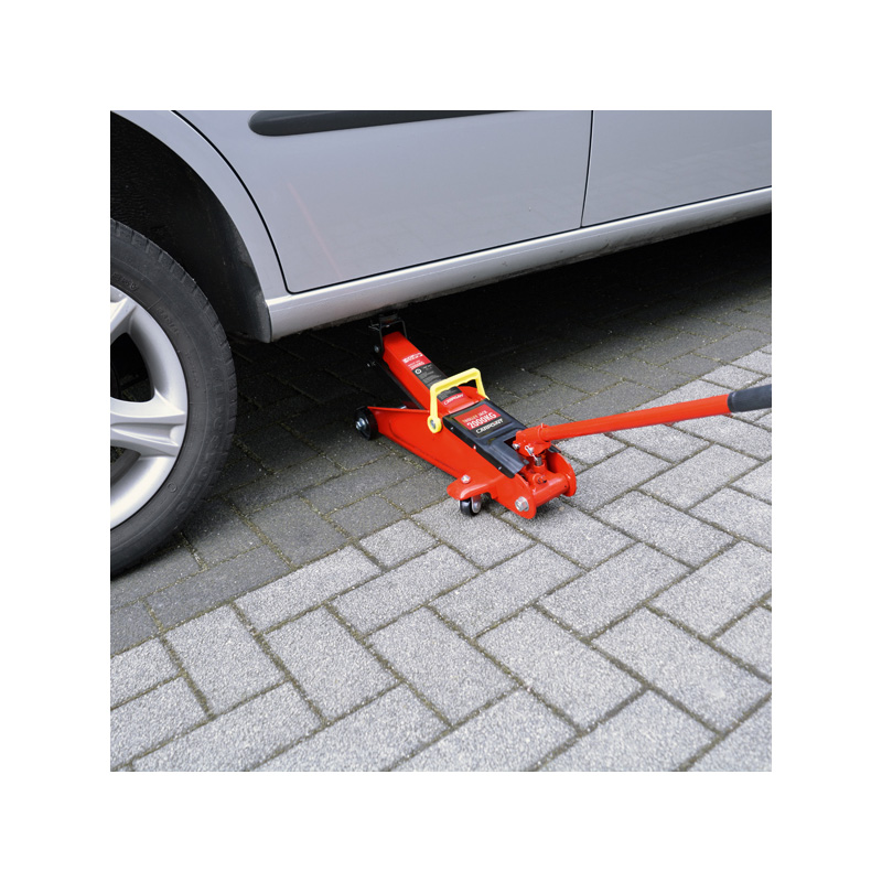 Carpoint Trolley Jack 2000kg in Case