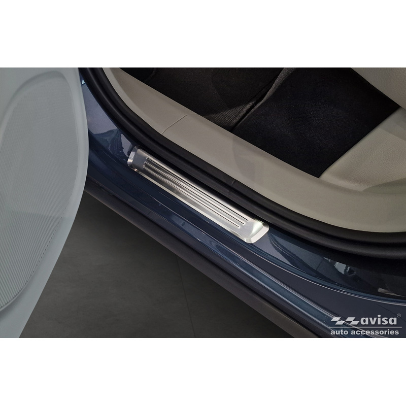 Inox door sill protectors  Volvo XC60 II 2017-2021 & FL 2021- incl. R-Design- - 'Lines' - 4-pieces