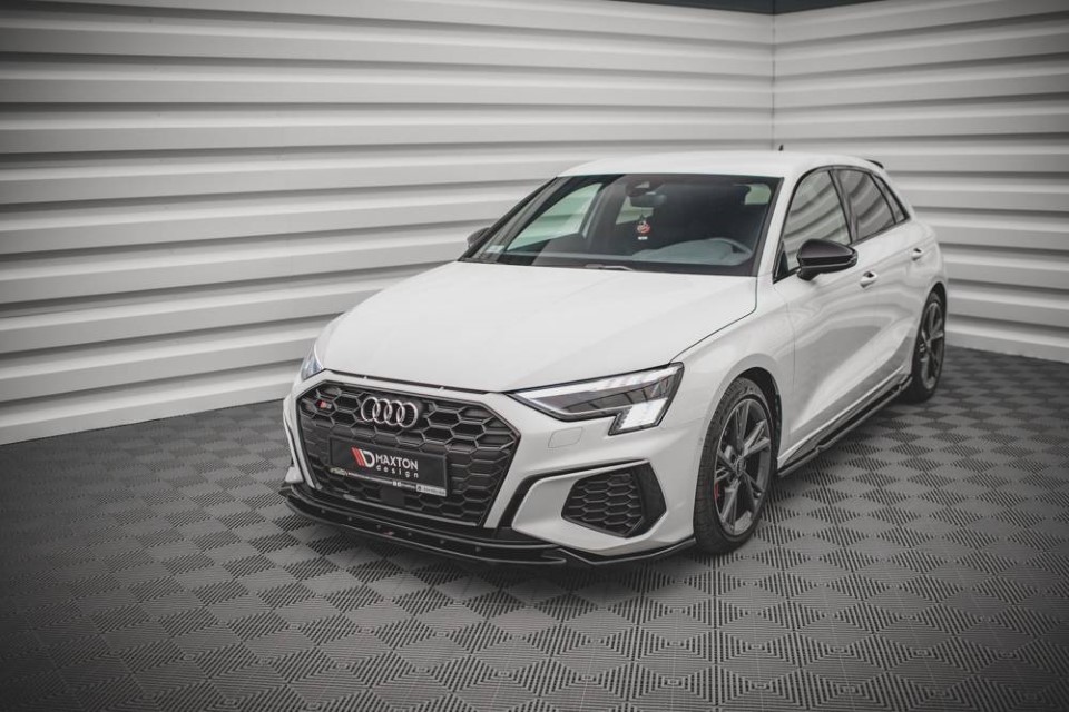 Voorspoiler passend voor Audi S3 / A3 S-Line 8Y Glanzend zwart V.2