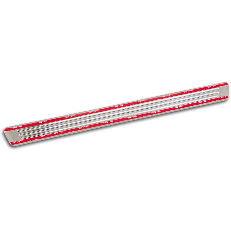Avisa Inox door sill protectors  Volvo XC90 II 2015-2019 & Facelift 2019-2024 & Facelift 2024- - 'Lines' - 4-pieces
