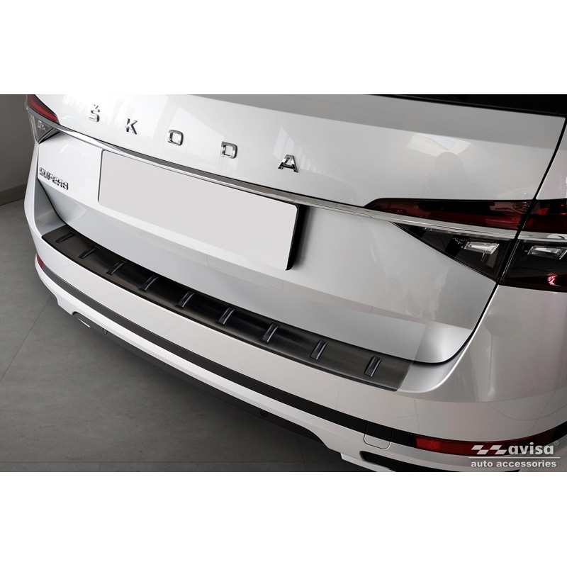Black Stainless Steel Rear bumper protector  Skoda Superb III Combi 2015-2023 incl. Scout 'STRONG EDITION'