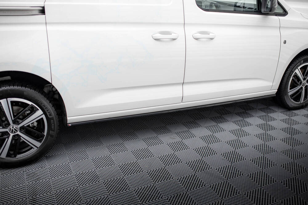 Zijskirts passend voor VW Caddy MK5 Maxton Glans Zwart