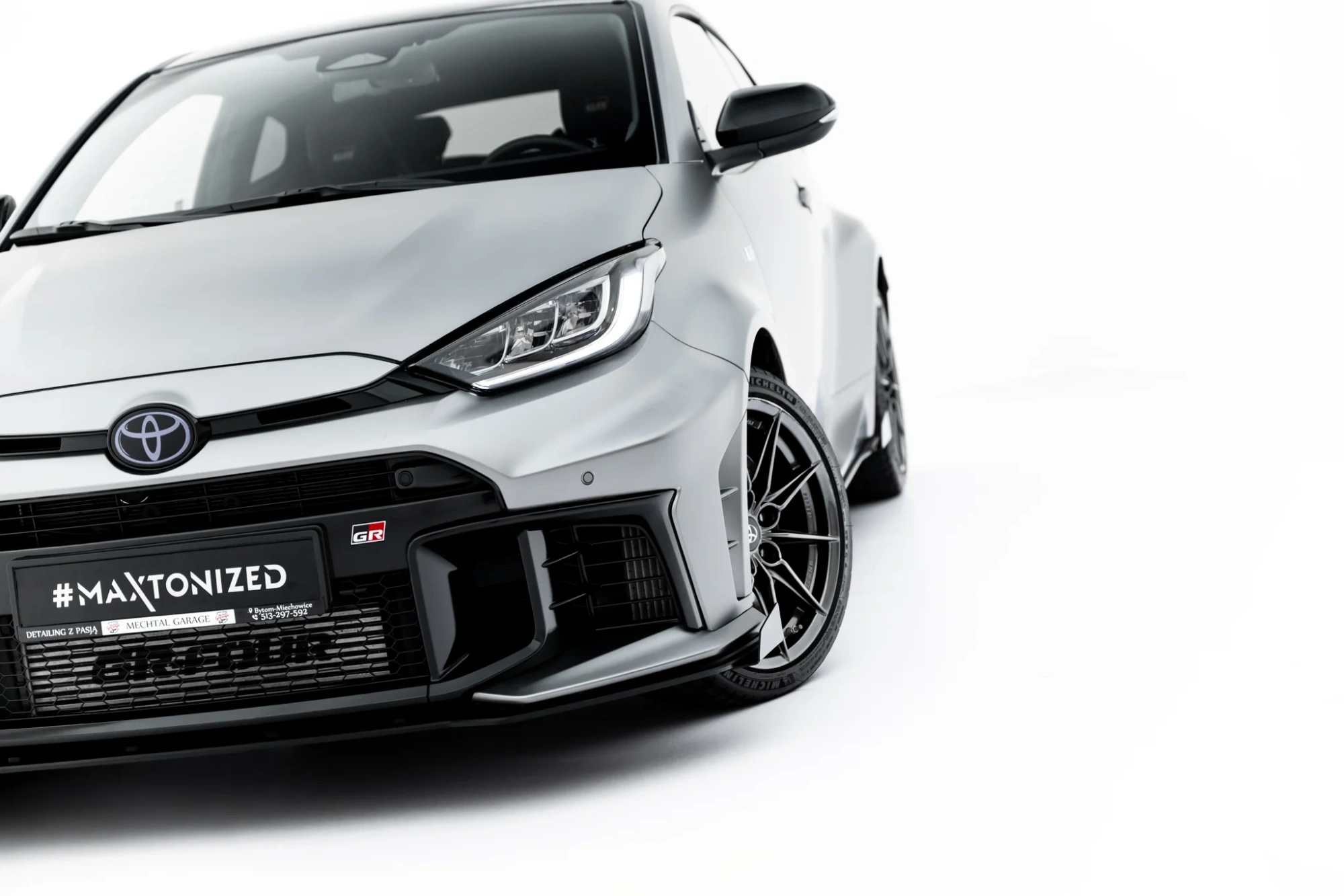 Front Spoiler Toyota GR Yaris Mk4 Facelift – Maxton Street Pro Front Splitter + Flaps