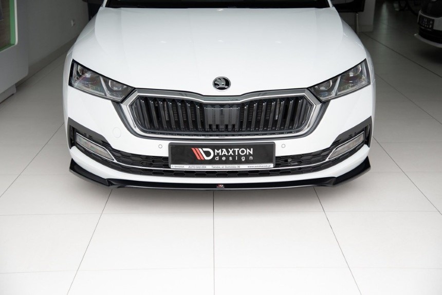 Voorspoiler passend voor Skoda Octavia 4 Maxton Design glans zwart V.2