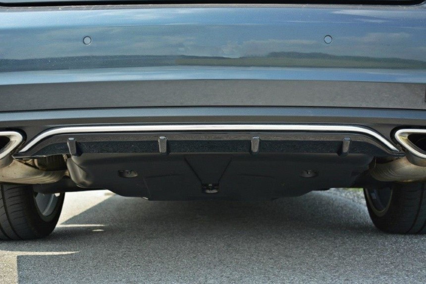 Diffuser passend voor Mercedes E W212 Maxton Design glans zwart