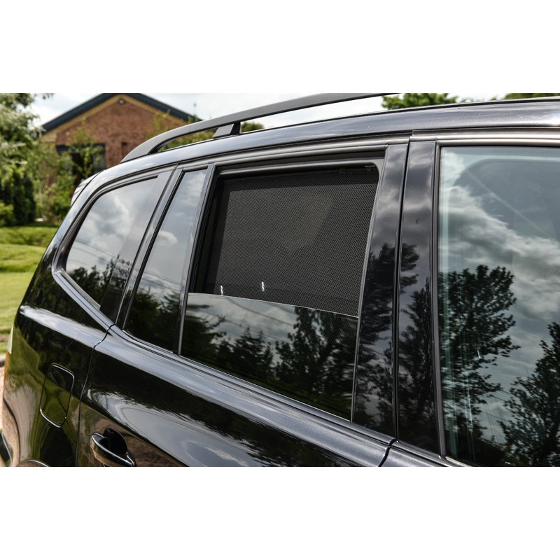 Set Car Shades (rear side doors)  BMW X3 E83 2003-2010 (2-pieces)