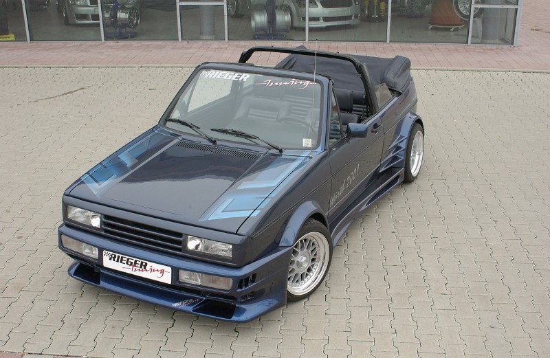 Frontbumper met uitsparingen cligno's  Breedversie l VW Golf I P