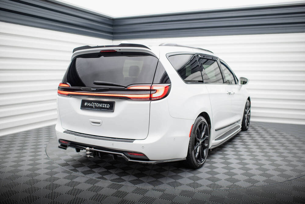 Diffuser Chrysler Pacifica FL Maxton Glans Zwart