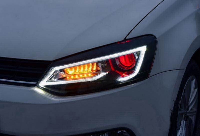 These headlights are designed to complete the sporty design of your Volkswagen POLO 6R / 6C / 61.