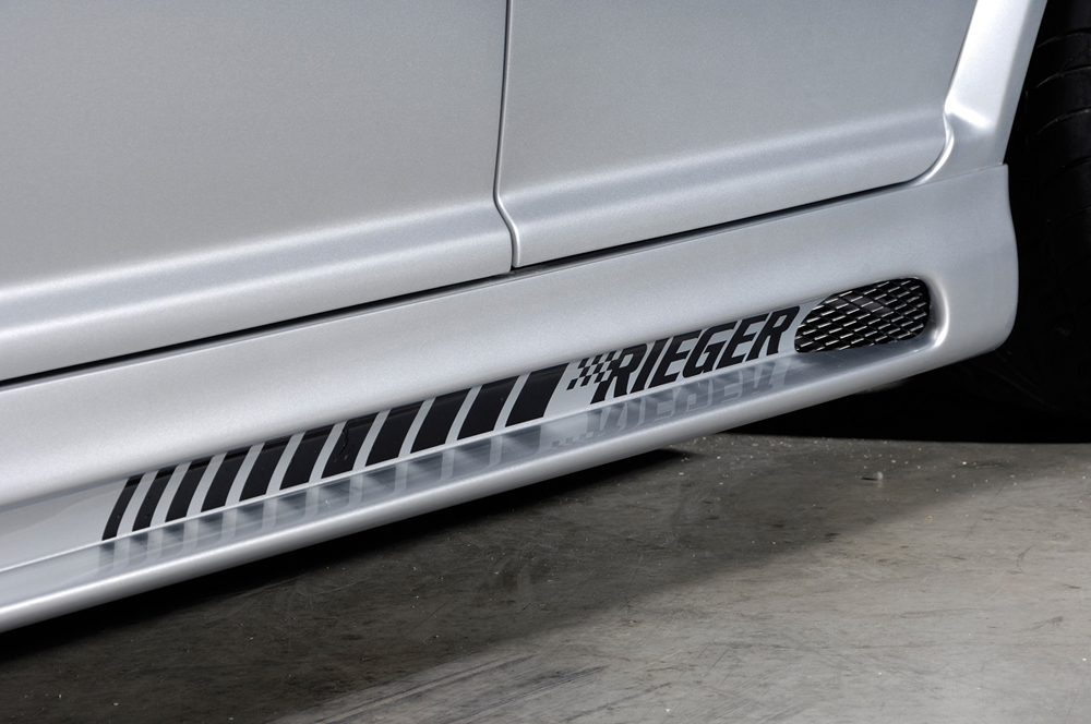 Sideskirts VW Golf IV Rieger with uitsnede