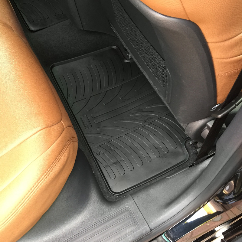 Rubber car mats set  Peugeot 508 2011-2018 (T profile 4-pieces + mounting clips)