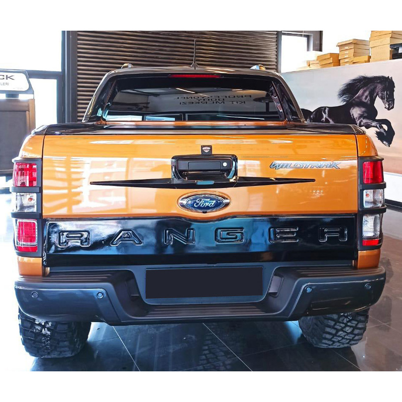 Tailgate Cover  Ford Ranger T6/T7/T8 2012-2022 - Version 3 - Gloss black