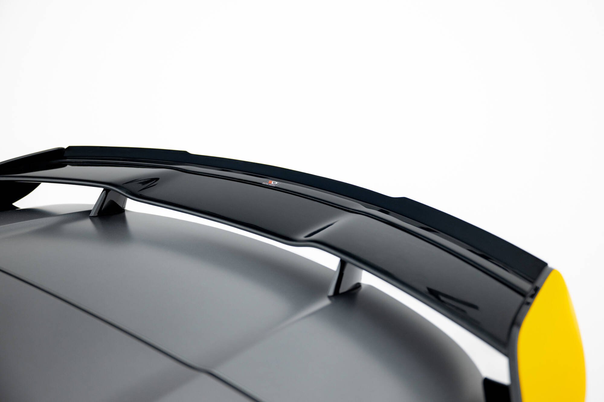 Bodykit passend voor Mercedes-Benz GLA 45 AMG Off-roader X156 Maxton Glanzend zwart