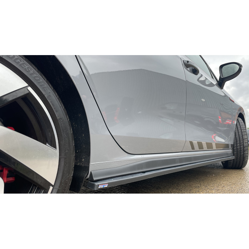 RGM Set Side skirts  Volkswagen Golf VIII Hatchback GTi/R-Line 09/2020- - Black (ABS)