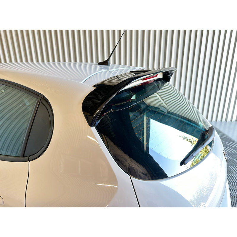 Roof spoiler  Peugeot 208 3/5-doors 2012- (PU)