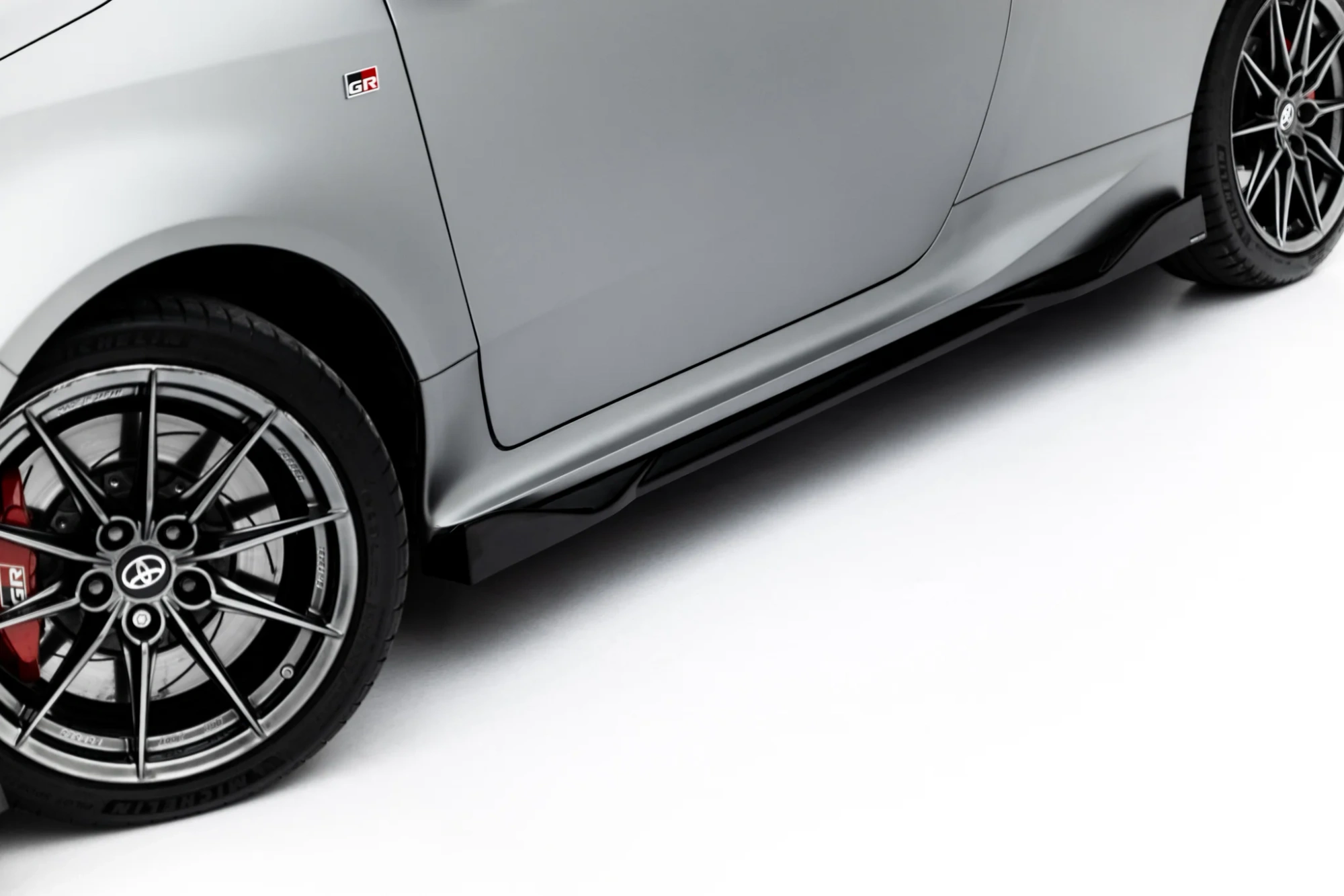 Side Skirts Diffusers V.2 Toyota GR Yaris Mk4 Facelift – Maxton