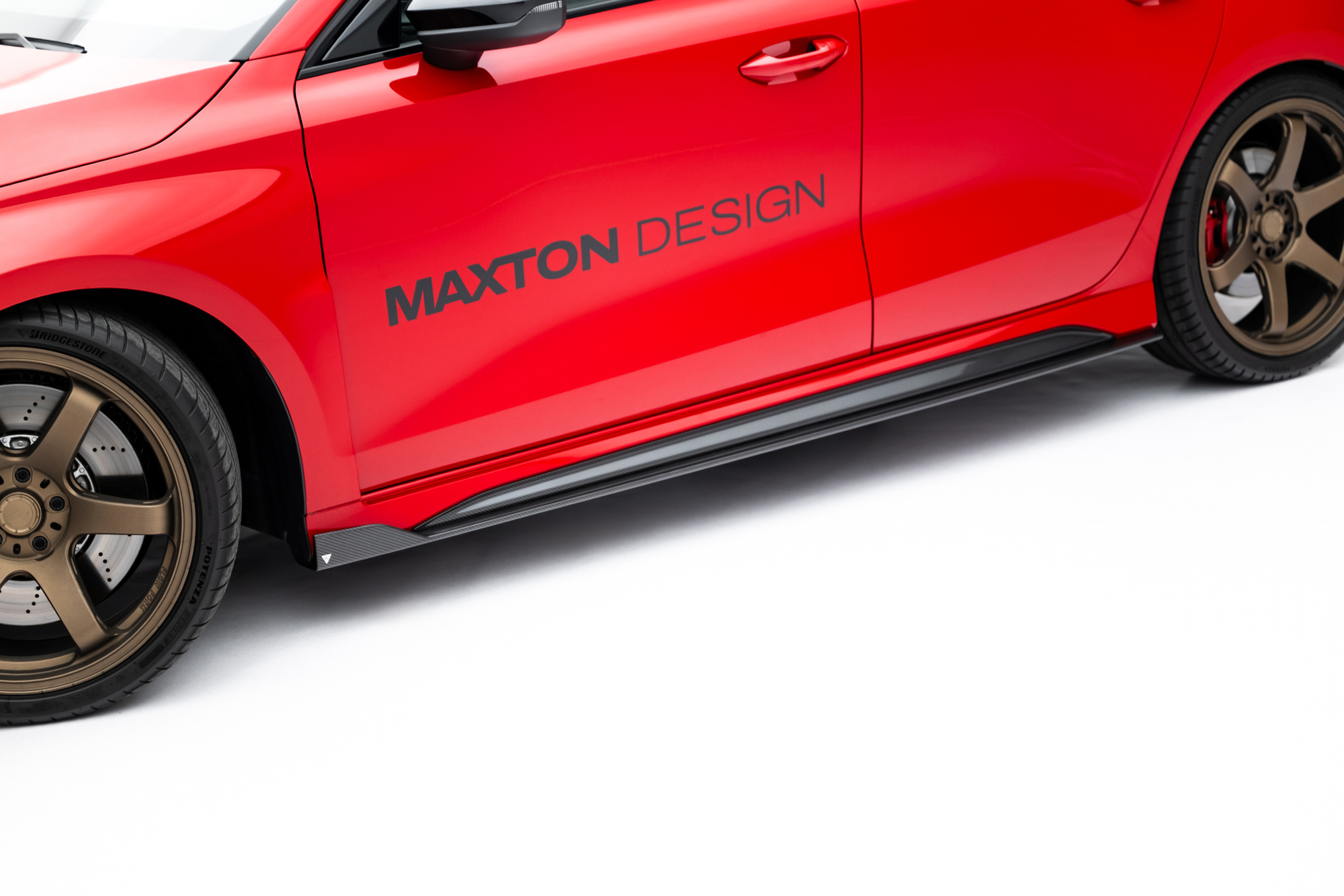 Set of Prepreg Carbon Fiber Zijskirts passend voor Audi RS3 Sedan 8Y Facelift – Maxton Design