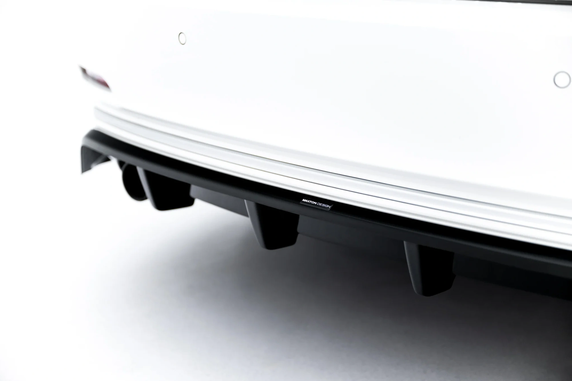Rear Splitter with Vertical Bars BMW 3 Sportline Sedan / Touring F30 / F31 Maxton Gloss Black