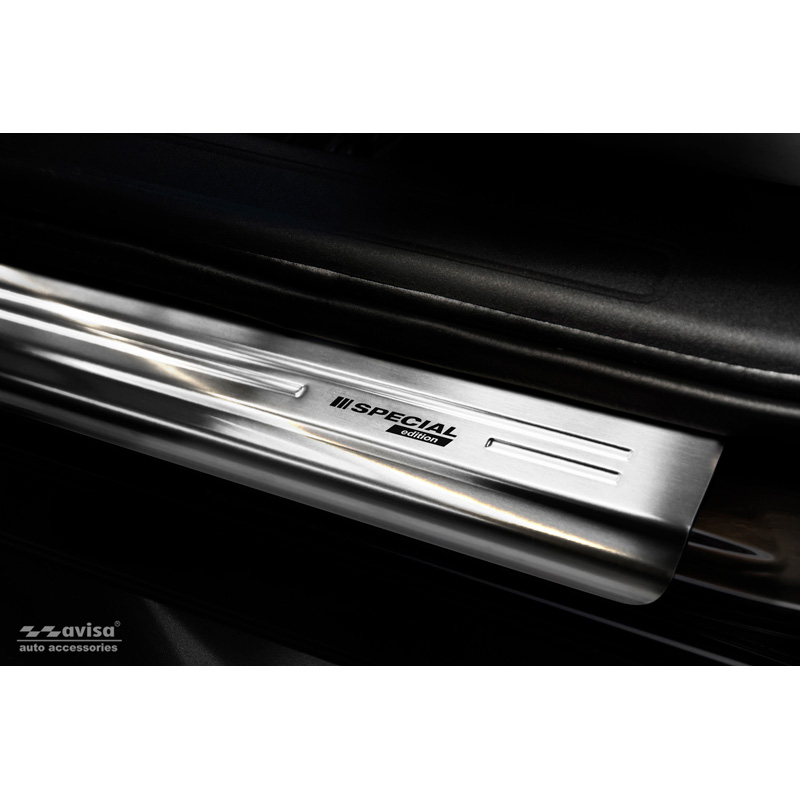Inox door sill protectors  Mitsubishi Outlander III 2012- - 'Special Edition' - 4-pieces