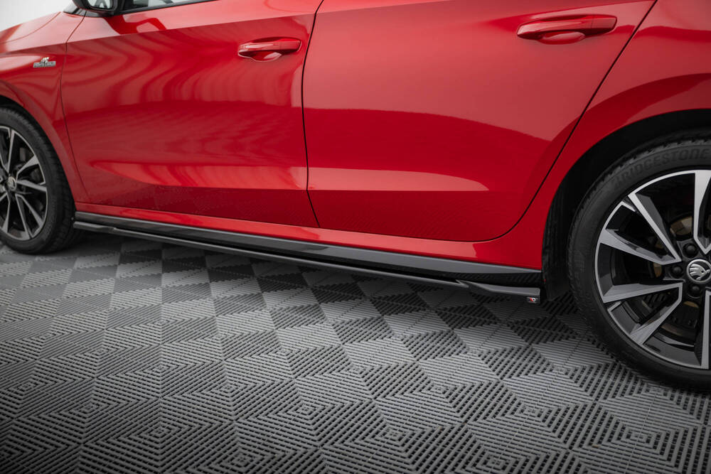 Zijskirts passend voor Skoda Fabia Monte Carlo MK4
