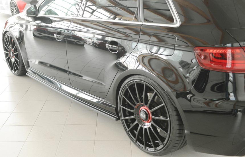 Zijskirts passend voor Audi RS3 8V Sportback Rieger