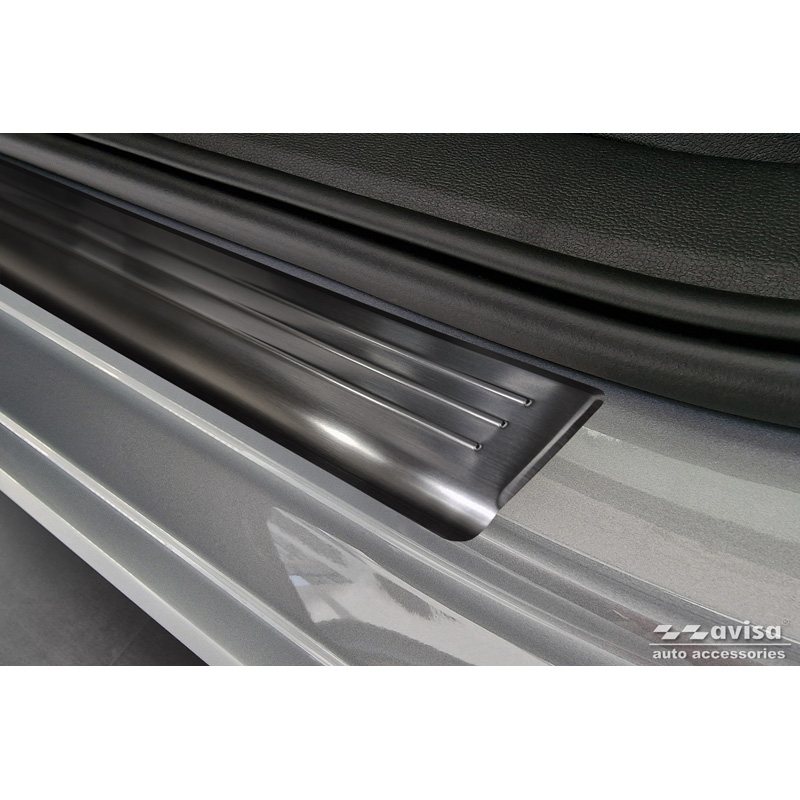 Black Inox door sill protectors  Volkswagen Passat Variant (CJ5) incl. R-Line & Hybrid 2024- / Skoda Superb IV Combi 2024- - 'Lines' - 4-pieces