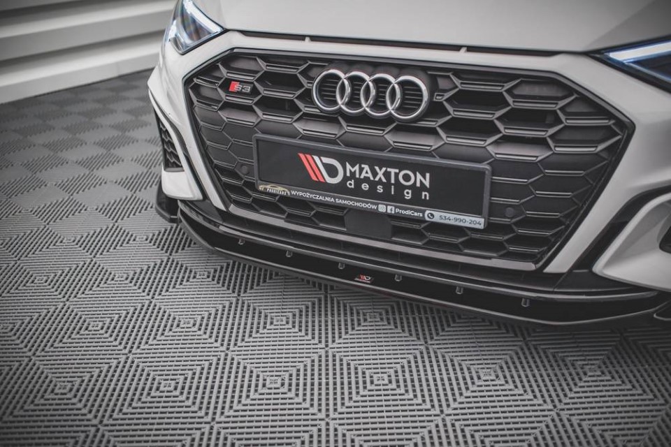 Voorspoiler passend voor Audi S3 / A3 S-Line 8Y Glanzend zwart V.4