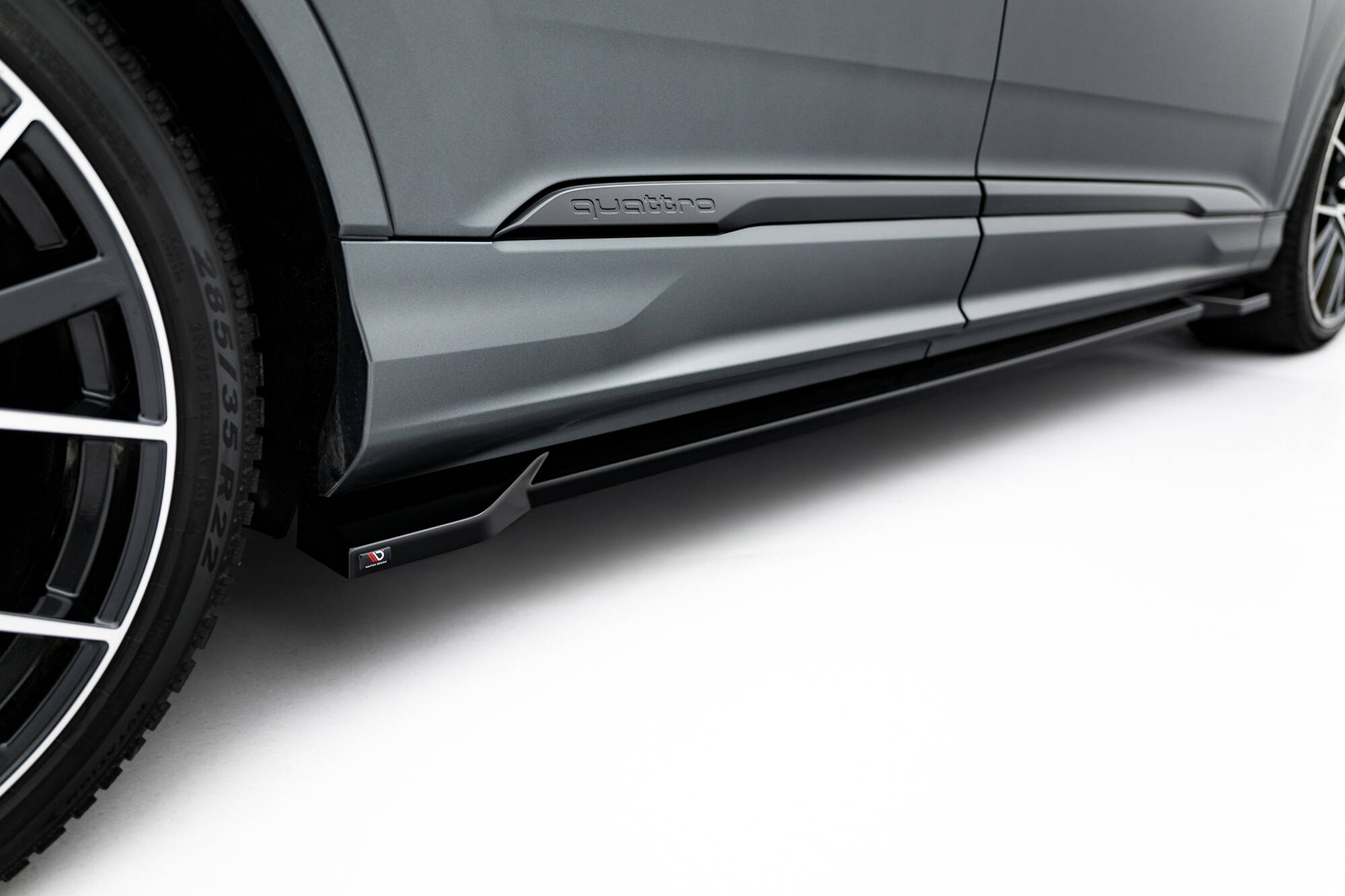 Zijskirts passend voor Audi Q7 S-Line MK2 Facelift 2 Maxton Glanzend zwart