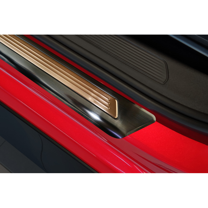 Avisa Black Inox door sill protectors  Cupra Born 2021- 'Copper insert with lines' - 4-pieces