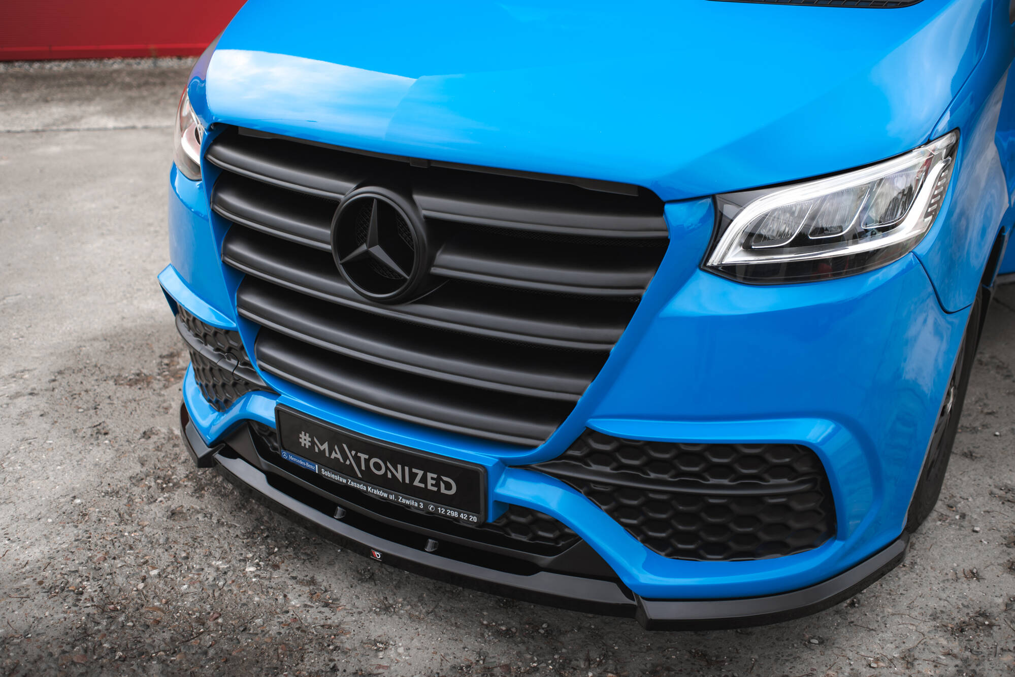 Voorspoiler passend voor Mercedes-Benz Sprinter MK3 Maxton Glanzend zwart