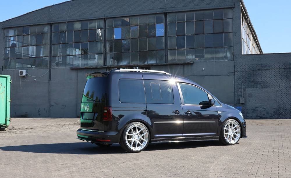 Zijskirts passend voor VW Caddy Mk.4 Maxton Glans Zwart