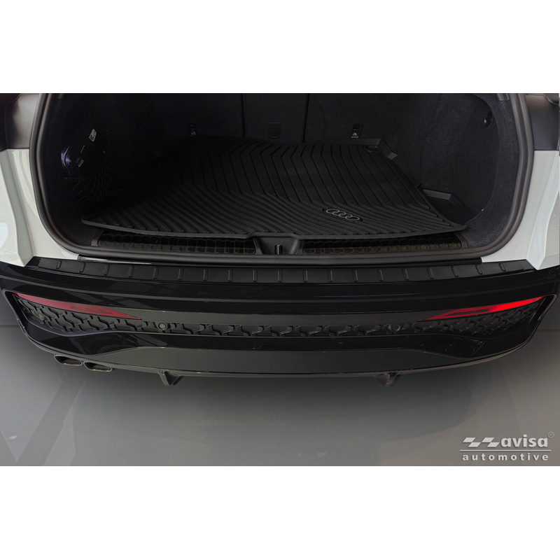 Avisa Matt Black Stainless Steel Rear bumper protector  Audi Q5 (GUB) 2025- 'Ribs'