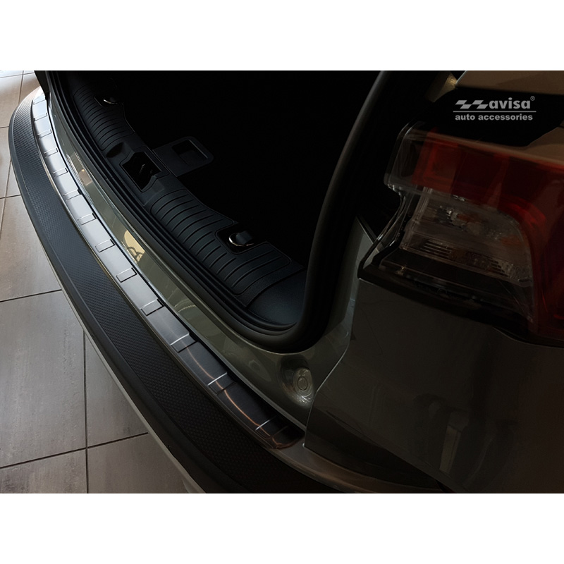 Black Stainless Steel Rear bumper protector  Ford Kuga III Titanium/Trend/Cool+Connect/Hybrid 2019-2024 & FL 2024- excl. ST-Line 'Ribs'