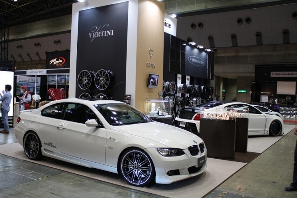 VERTINI HENNESSEY 8,5x19 5x120 ET 37