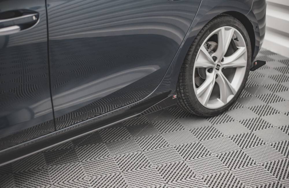 Zijskirts passend voor Seat Leon FR MK4
