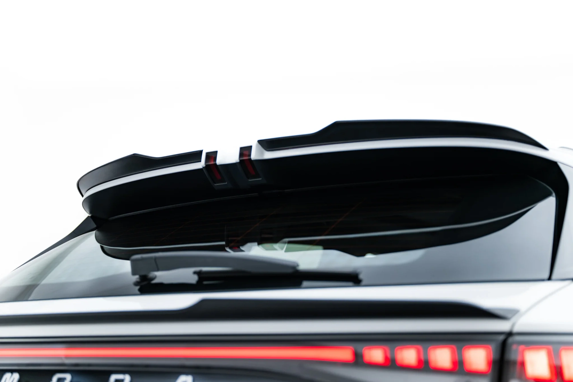 Upper Spoiler Cap Omoda 9 Mk1 Maxton Gloss Black