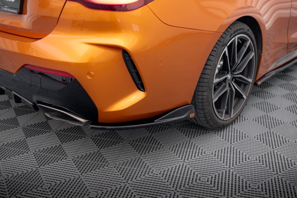 Zij Diffuser passend voor BMW 4 Serie M440i G22 Maxton Glans Zwart V.2