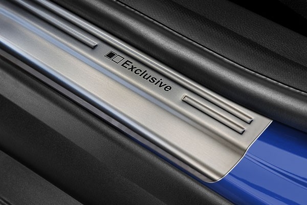 Door SIlls FORD FOCUS III combi "EXCLUSIVE" print, relief lijnen