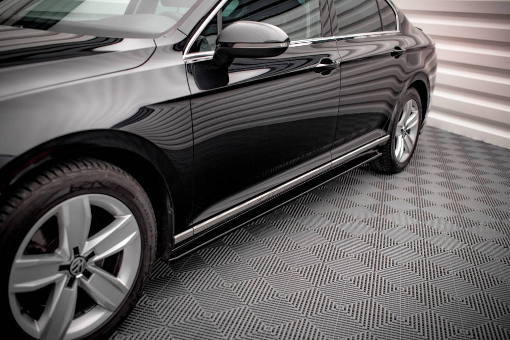 Zijskirts passend voor VW Passat B8 FL Maxton Glans Zwart